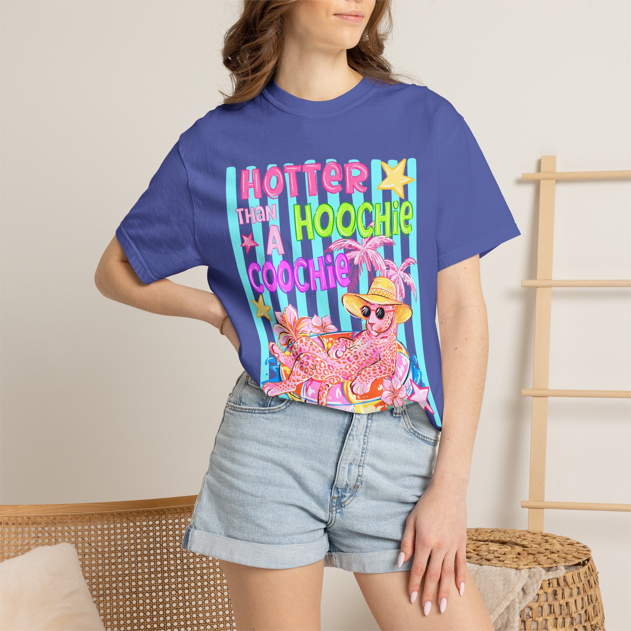 "Hotter Than a Hoochie Coochie" Retro Beach Tee