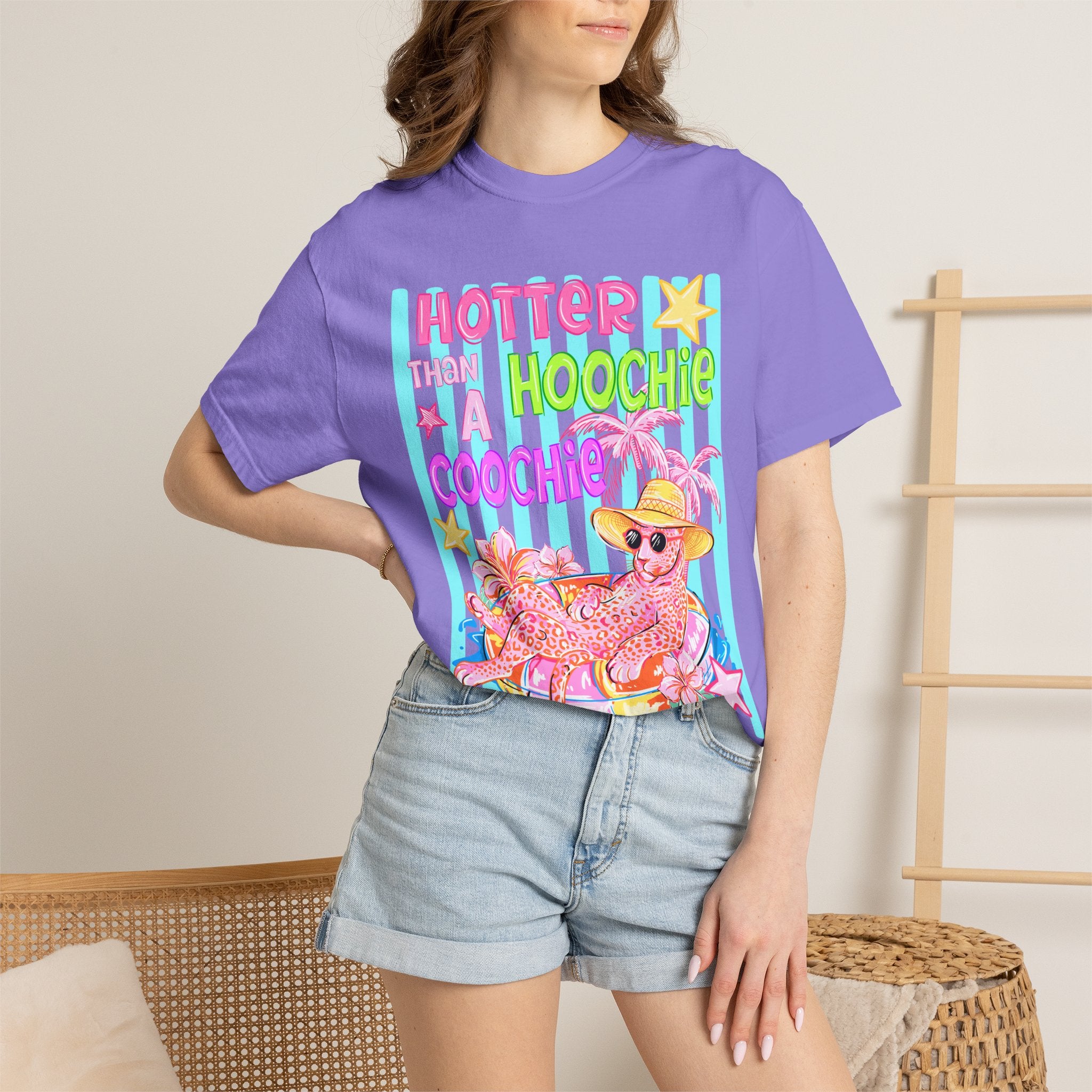 "Hotter Than a Hoochie Coochie" Retro Beach Tee