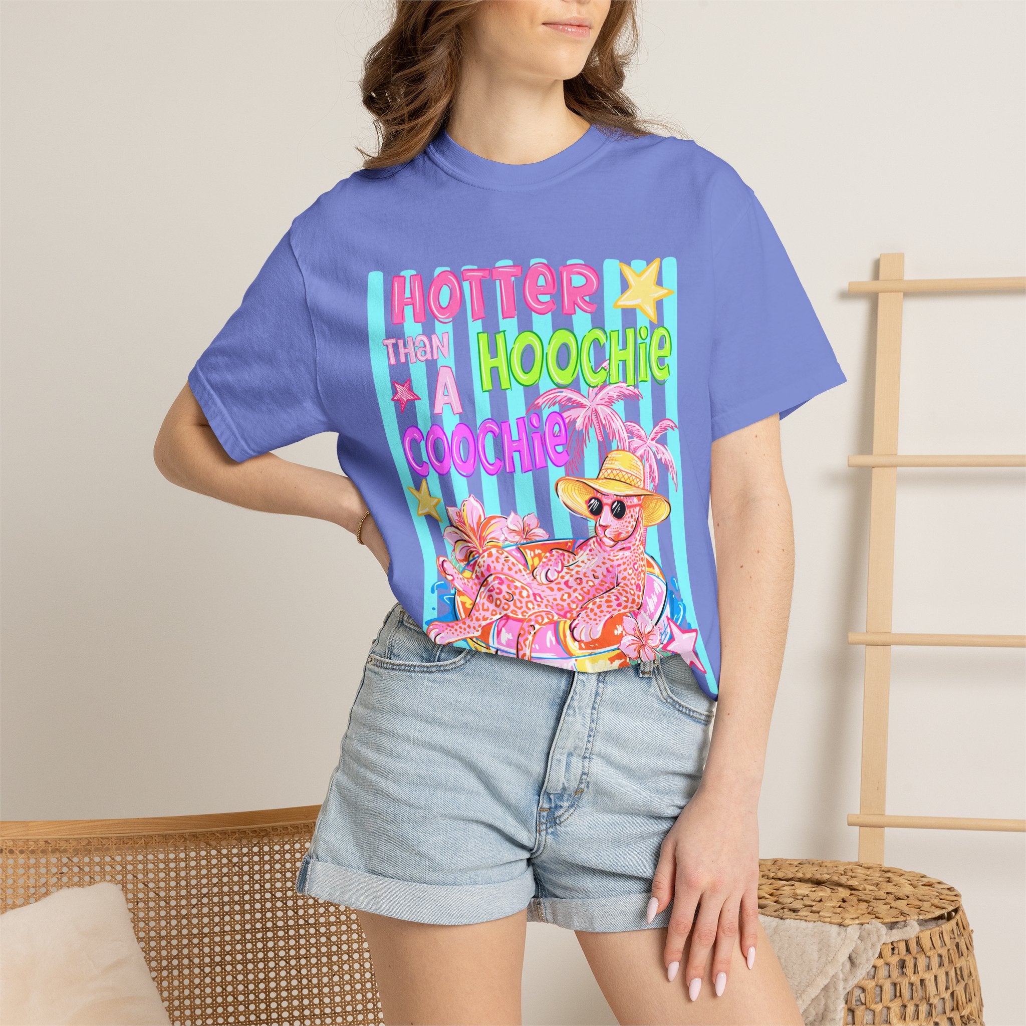 "Hotter Than a Hoochie Coochie" Retro Beach Tee
